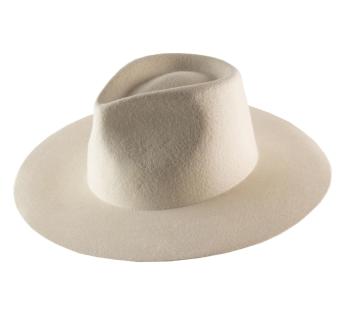 chapeau bord plat Sguarnito